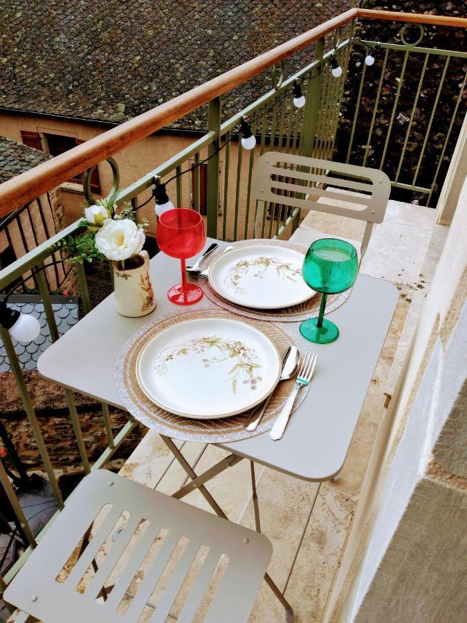 Chambre D Hotes Avec 2 Petits Dejeuners Ou Gite Najac Exterior foto